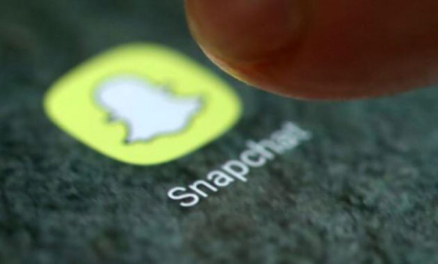 Aplikasi SnapChat dengan Inovasi, Manfaat, dan Kelemahan di Era Digital Aplikasi SnapChat dengan Inovasi, Manfaat, dan Kelemahan di Era Digital